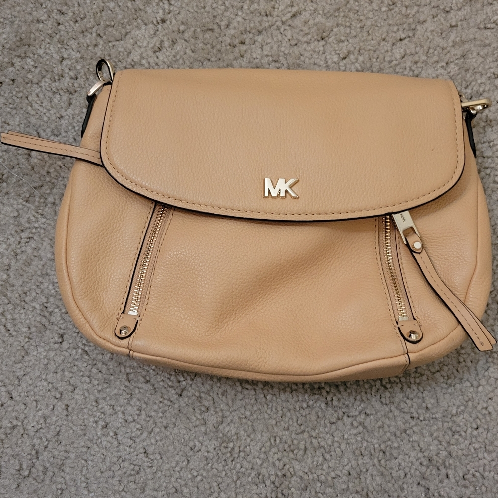 Michael Kors crossbody